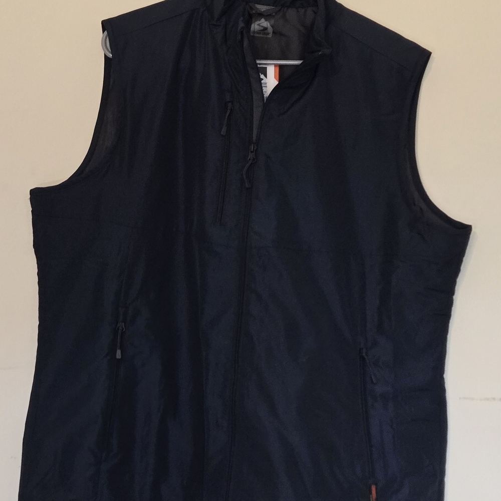 NWT Women's Navy Sleeveless Insulated Vest